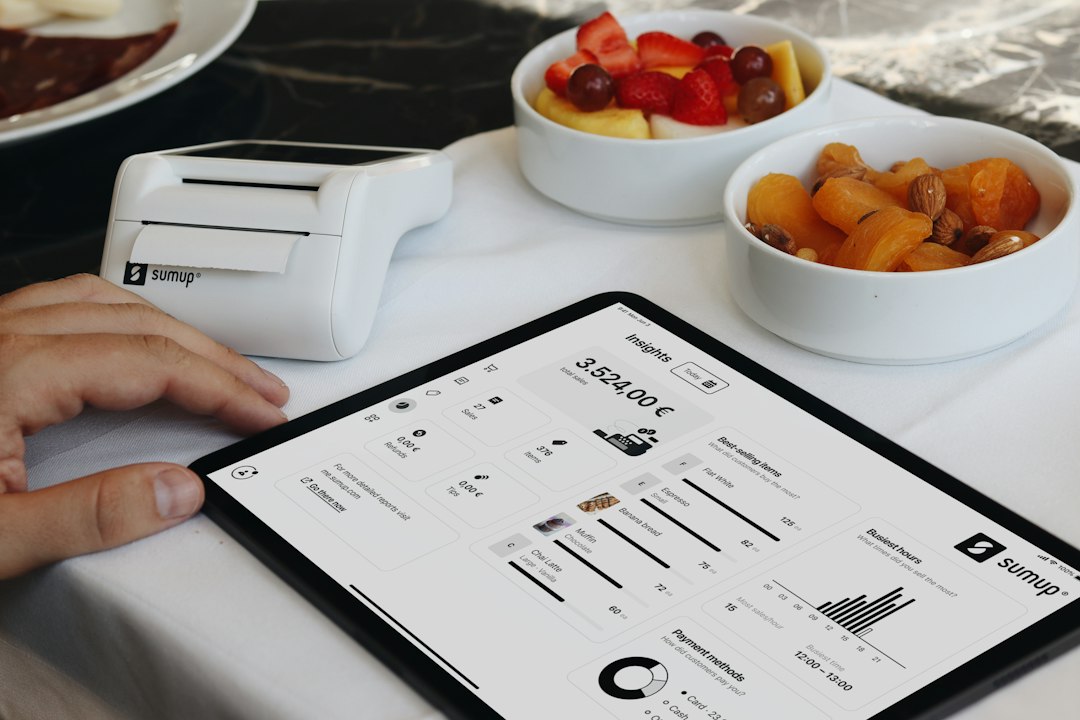 A free POS system integrated with a tablet, providing small businesses with real-time insights and efficient management tools. With easy access to sales data, inventory tracking, and customer analytics, this system is perfect for restaurants, cafes, and retail shops. The portable receipt printer and intuitive interface make managing transactions seamless, offering a complete, tech-driven solution for business owners looking to streamline their operations and grow their businesses. Ideal for those seeking a free, mobile register and business management system to drive success.